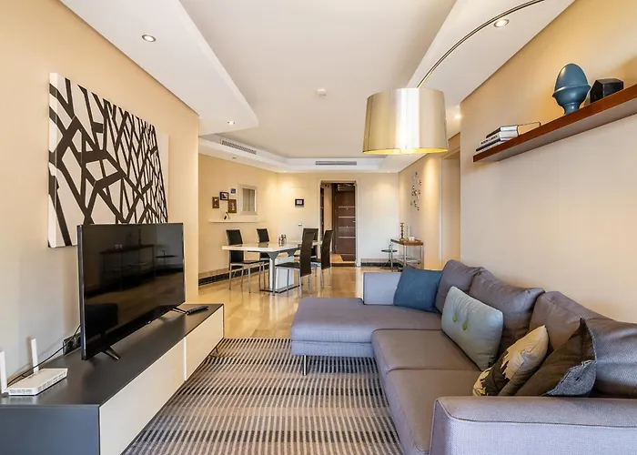 アパート East Maewest