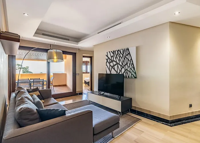 East Maewest エステポナ